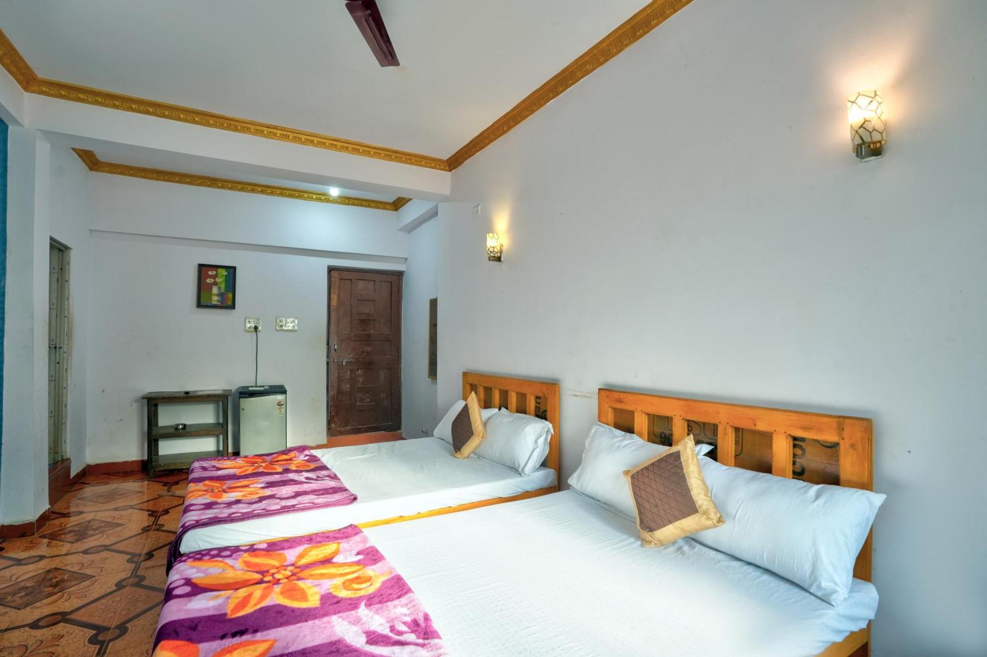 Om Sai Guest House Calangute Exterior foto